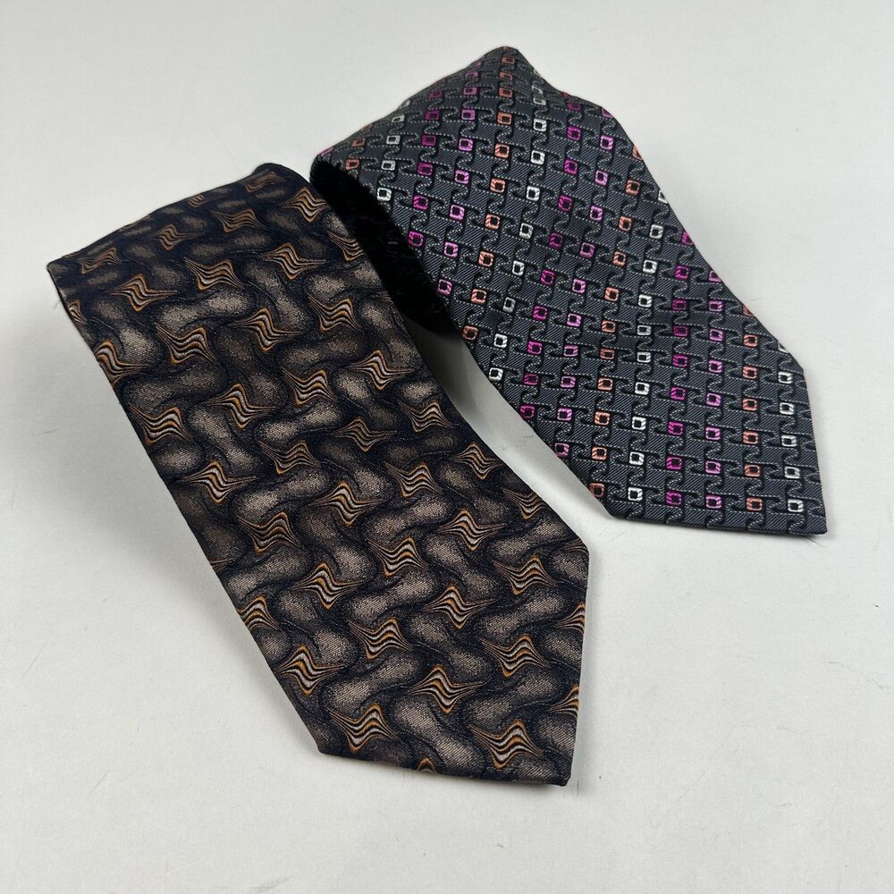 KOLTE Italy Set of 2 Men's Designer Neckties Italian Silk Abstract Art Geometric